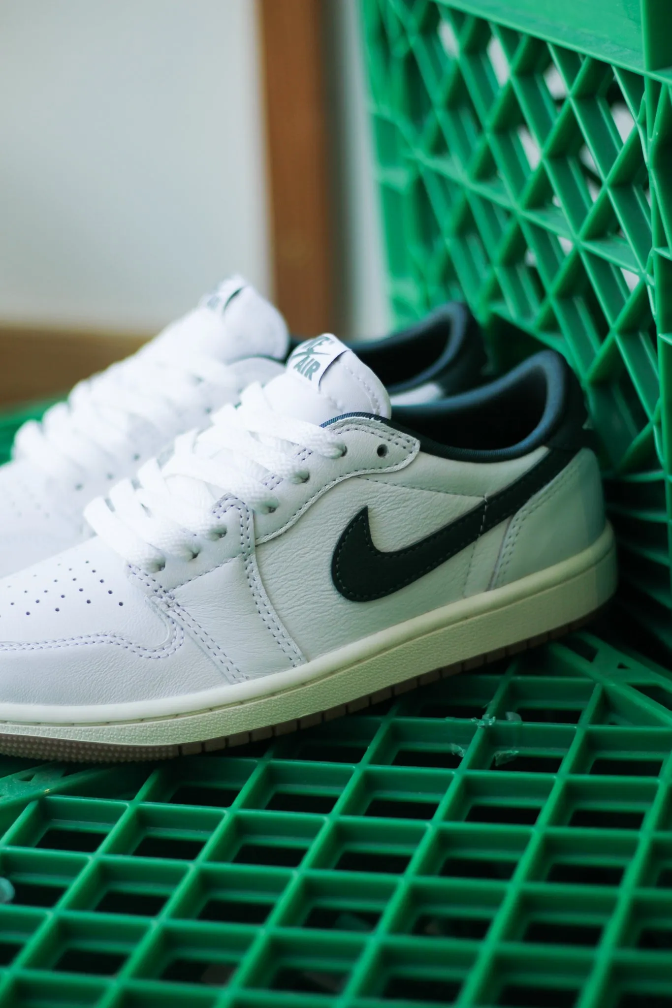 W AIR JORDAN 1 LOW OG "OXIDIZED GREEN"